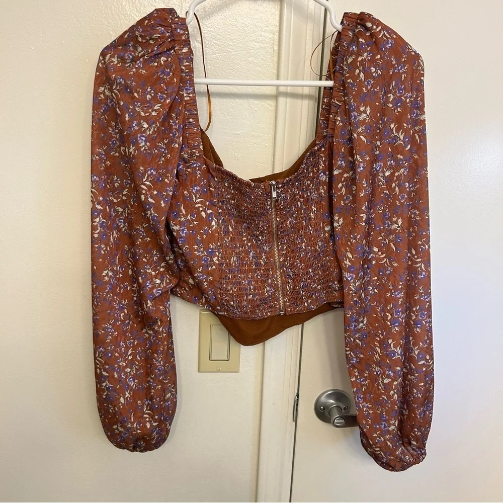 ASTR The Label Penny Floral Puff Sleeve Top Women’s Medium Zip Back Blouse